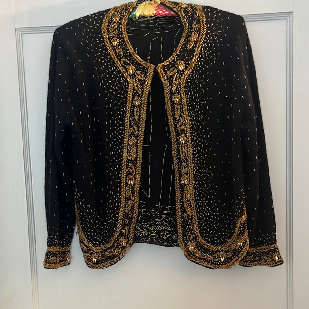 Luxurious Black and Gold Blazer with Intricate Embellishments